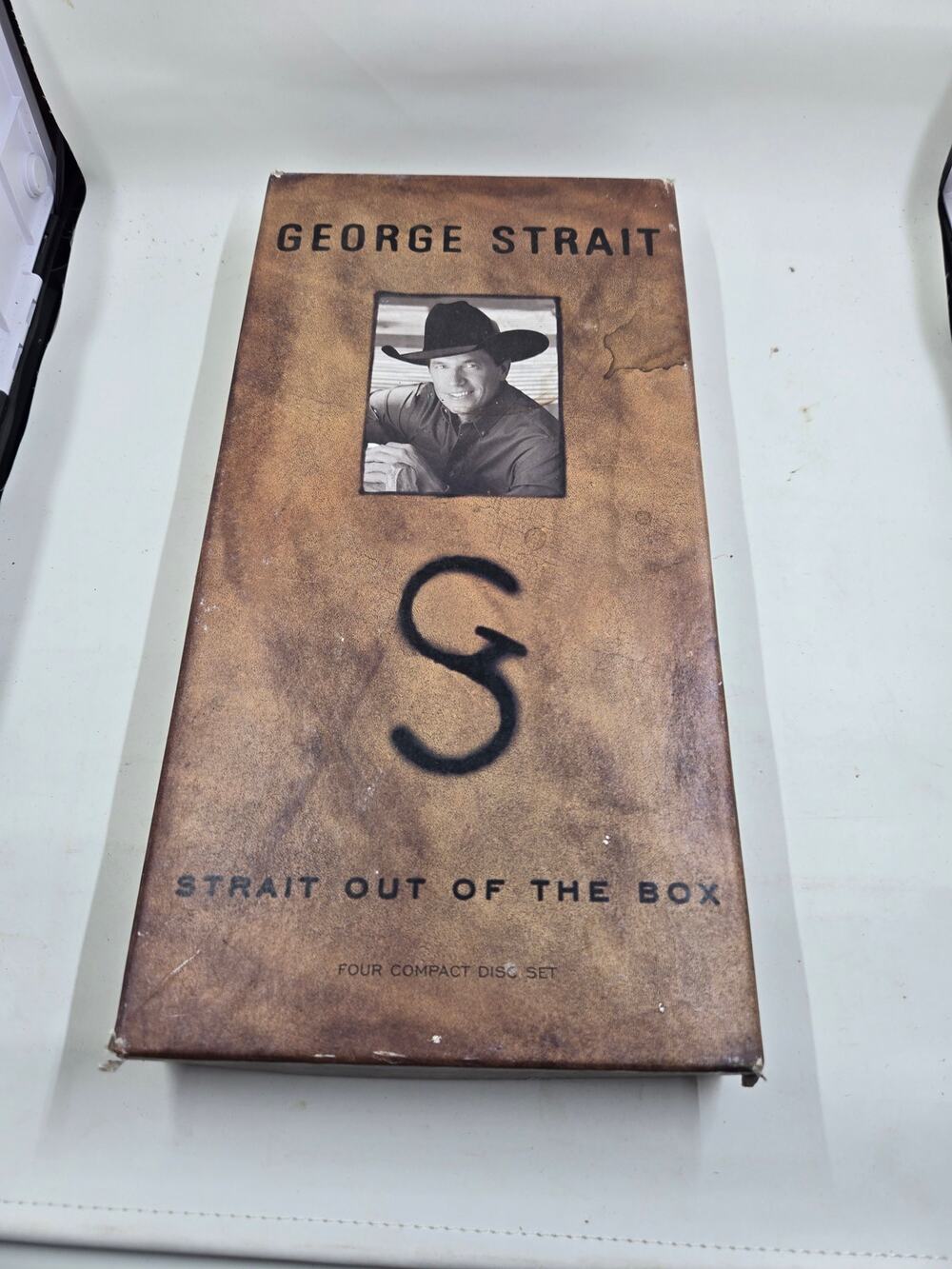 Vintage 1995 George Strait Box Set Replacement Insert Book  and 1 cd  MCA